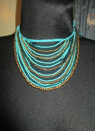 Коралі бірюзового кольору