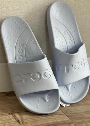 Жіночі шльопанці слайди блакитні crocs slide sandal dreamscape