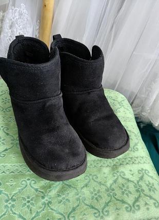 Теплые угги 38р. мех.