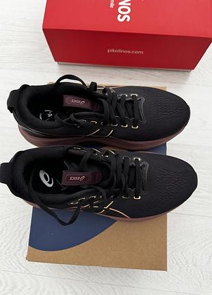 Кросівки жіночі asics gel-kayano 32 чорні одягнені 2 рази