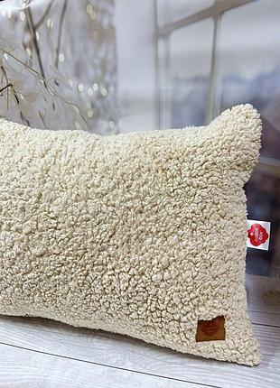 Подушка плюшевая 50 на 70 см cotton box бежевая