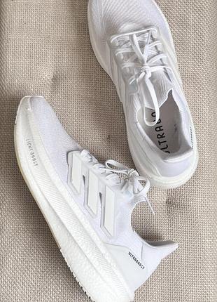 Кросівки adidas ultraboost