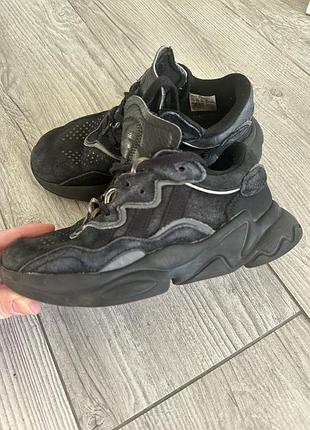 Кросівки adidas 31,5 розмір