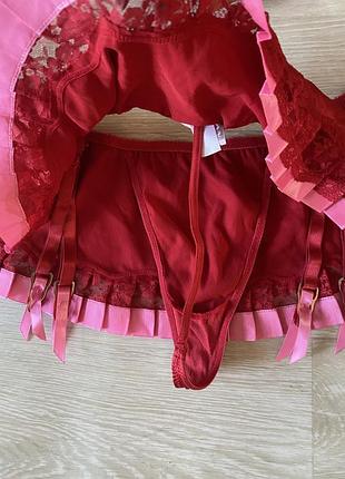 Сексуальные красные трусы 4