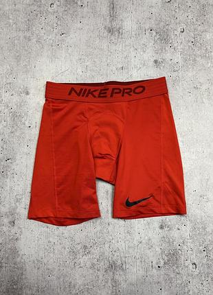 Спортивні шорти nike pro