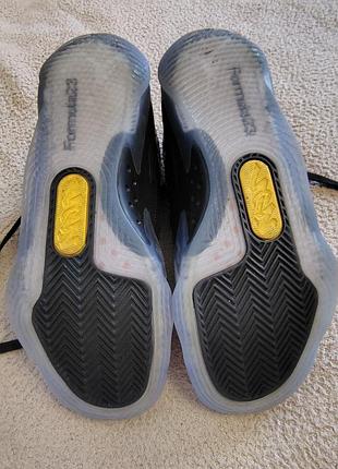 Продам кроссовки jordan 6