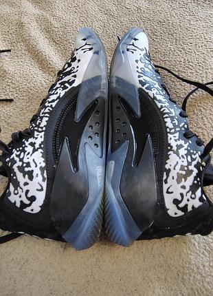 Продам кроссовки jordan 4