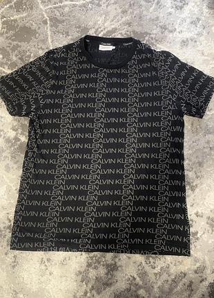 Футболка calvin klein