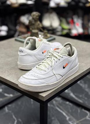 Оригінальні кросівки nike