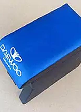Подлокотник daewoo lanos с логотипом синый