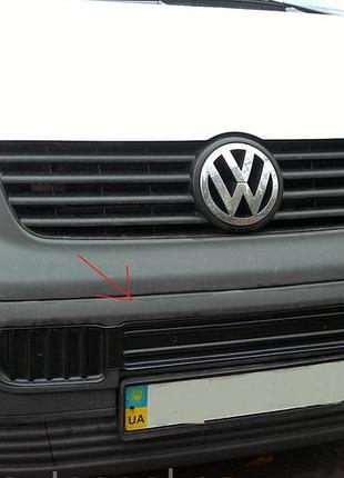 Зимняя накладка на решетку бампера (глянцевая) volkswagen t5 2003-2009 (бампер длинная на 3 решетки)