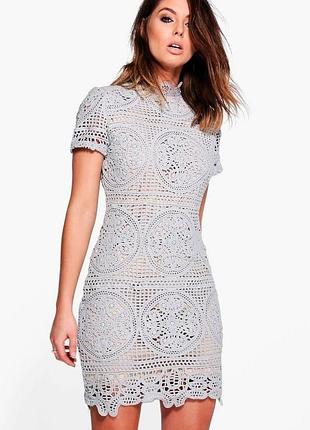 Стильна сукня від boohoo