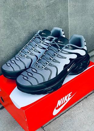 Чоловічі кросівки nike tn 95 графітові яскраві найк тн