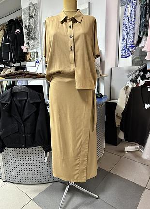 Костюм с юбкой льняной