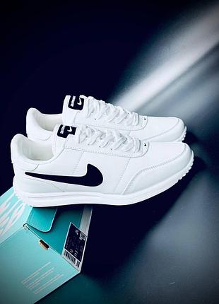 Чоловічі та підліткові кросівки nike cortez хітова модель 90-х знову в тренді найк кортез