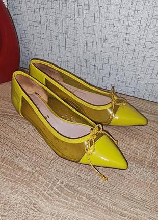 Балетки бренда pretty ballerinas