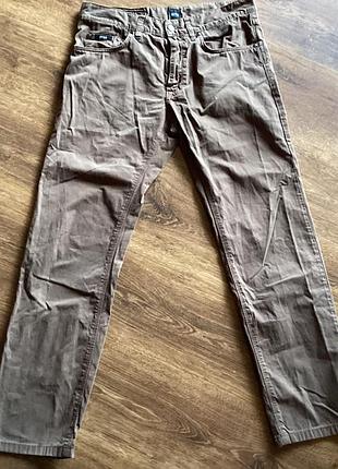 Брюки hugo boss чинос разм 31/32