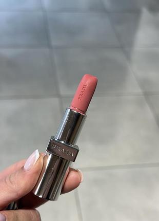 М'яка матова помада  prada beauty monochrome soft matte, p155 blush