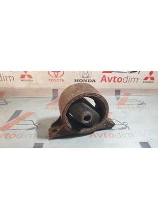 Подушка двигуна задня mb691238 mitsubishi carisma 1995-2003