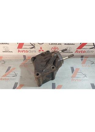 Кронштейн двигуна правий md314973 mitsubishi carisma 1995-2003