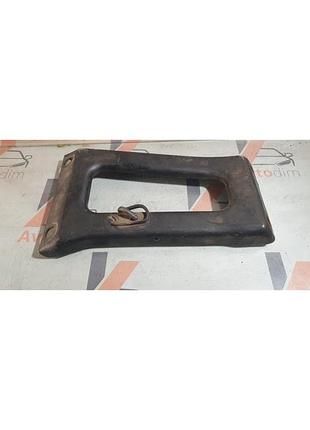 Кронштейн впускного колектора md310145 mitsubishi carisma 1995-2003