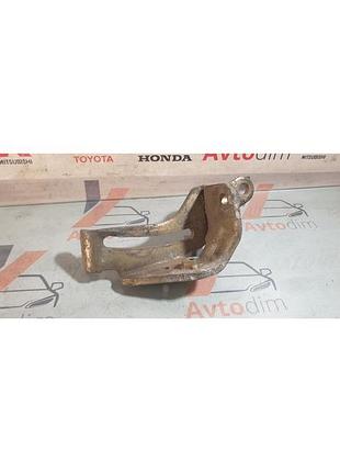 Кронштейн натягувача ременя генератор md342908 mitsubishi carisma 1995-2003
