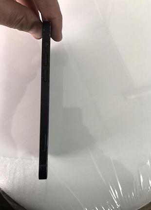 Продам ідеальний iphone 12 64gb 5