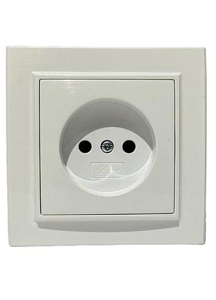 Розетка одинарная без заземления белая comfort lumano