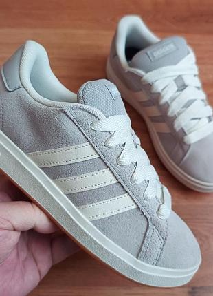 Новые кожаные adidas р33, 36 длина стельки по факту 21см, 23см
