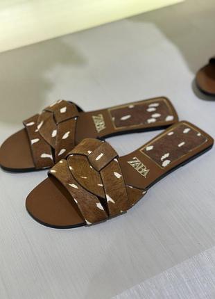 Zara шльопанці