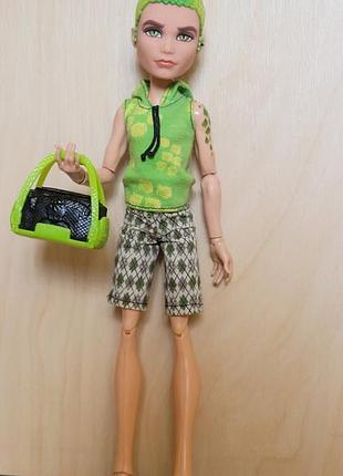 Продам ляльку дьюс горгон monster high