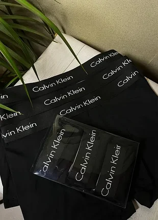 Мужские трусы боксеры calvin klein с белой надписью набор 3 шт черный