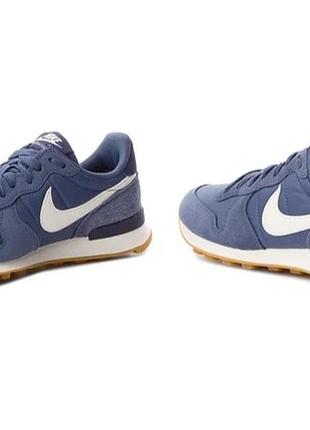 Кроссовки nike