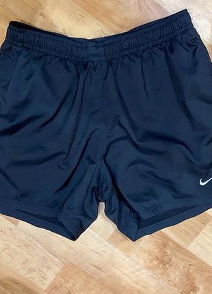 Мужские  спортивные шорты для бега с карманами nike размер xl