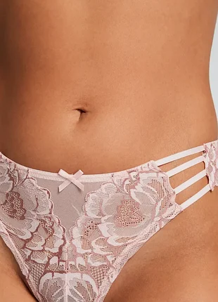 Трусы кружевные "hunkemoller"