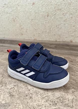 Кросівки adidas 25 розмір-устілка 16 см