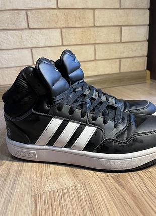 Кросівки adidas чорні, розмір 41-42, демісезон