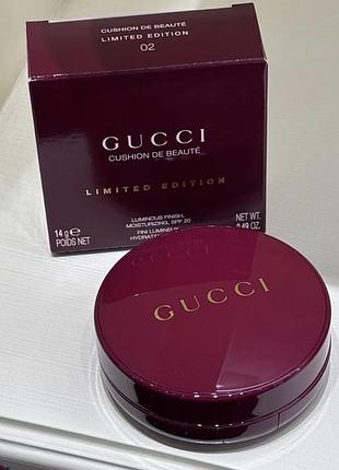 Тональний кушон gucci