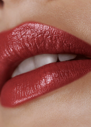 Victoria beckham posh lipstick увлажняющая помада pop