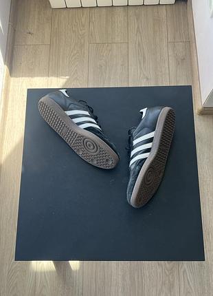 Кросівки adidas 7