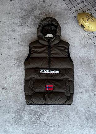Жилетка napapijri