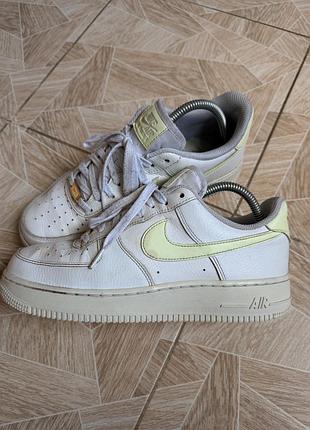 Кроссовки nike air force 1 low white green swoosh mens 9.5 eu 41 leather af1