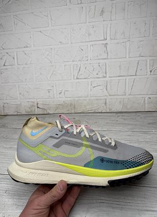 Крутые яркие кроссовки nike react pegasus trail 4 gore-tex