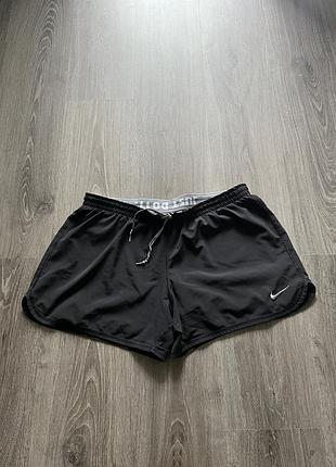Nike dri fit шорти жіночі