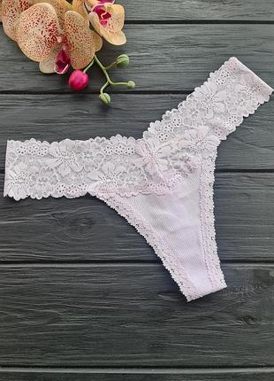 Трусики стринги wink lace-trim thong panty pink victorias secret