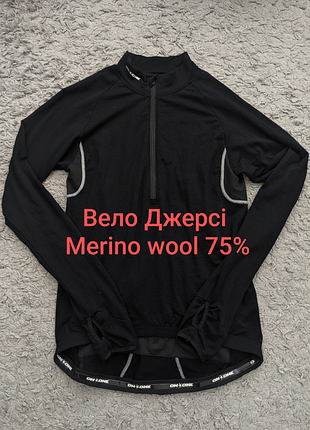 Технологічне вело джерсі on one, merino wool 75% eластан 25%, стан ідеальний, size м,  рукав до горла 82 підпахви  тягнуться 45-58, довжина 62/72