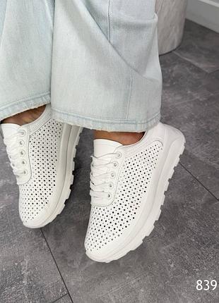 Перфорированные кроссовки 36-41р