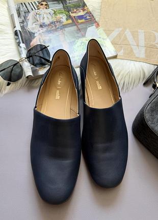 Шкіряні жіночі лофери clarks