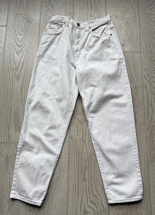 Білі джинси well crome