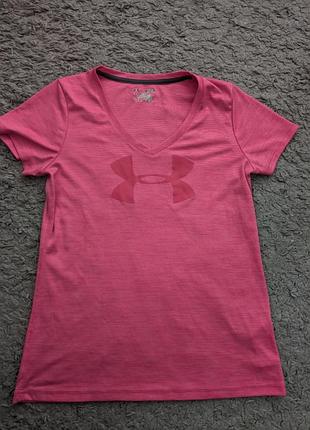 Футболка женская under armour, size m, состояние идеальна, плечи 38 подмышки 49 длина 67